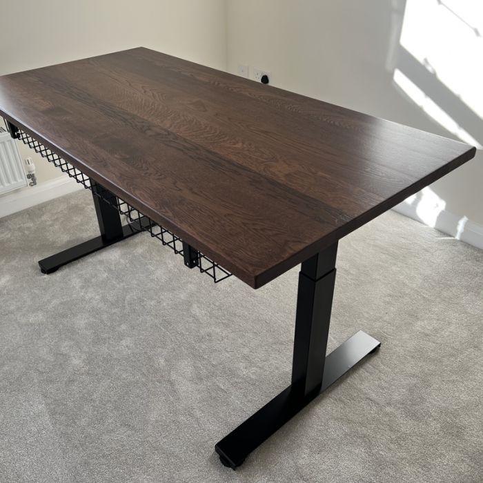 Sisu Oak Standing Desk | Design Your Desk