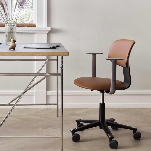 HÅG Capisco 8106 - Design Your Chair