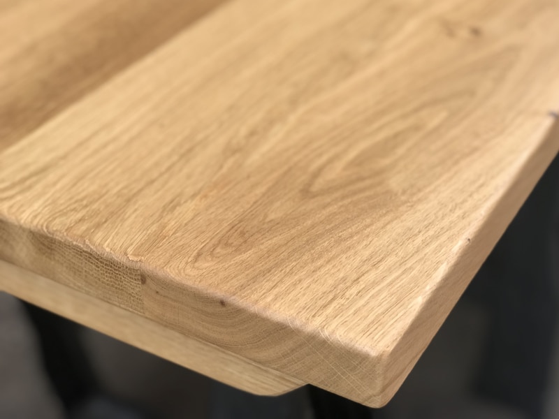 Sisu Oak Standing Desk