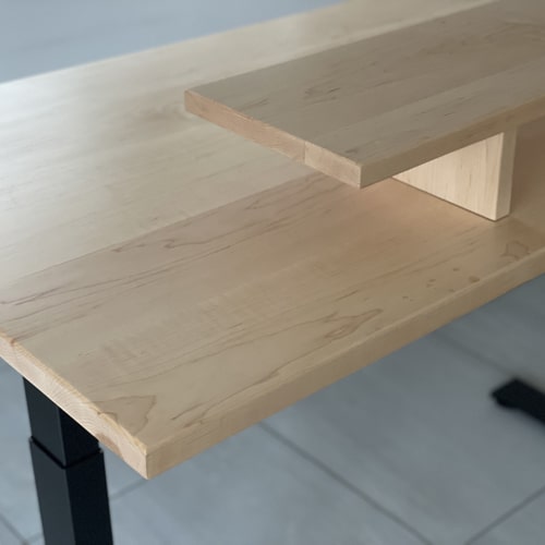 Sisu Maple Standing Desk